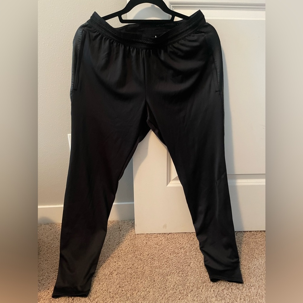 Nike Dri-Fit Black Joggers - M